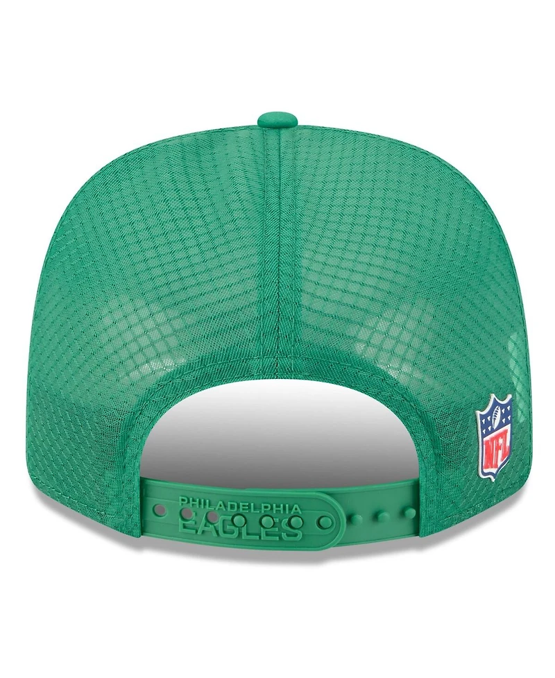 New Era Men's Kelly Green Philadelphia Eagles 2025 Sideline Throwback 9SEVENTY Trucker Adjustable Hat