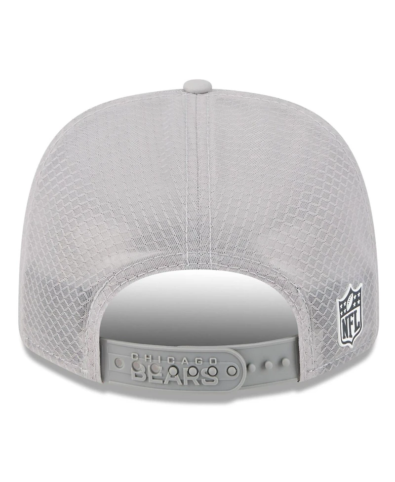 New Era Men's Gray Chicago Bears 2025 Sideline 9SEVENTY Adjustable Trucker Hat