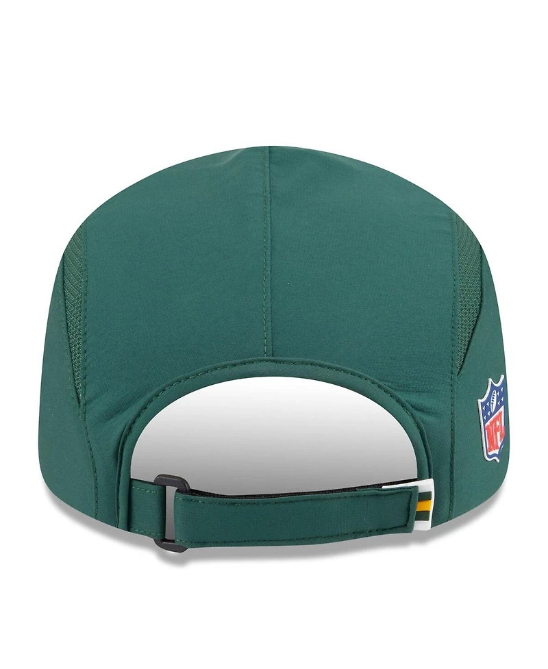 New Era Men's Green Green Bay Packers 2025 Sideline Runner Adjustable Hat
