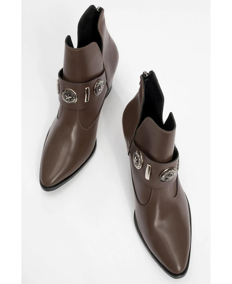 Prologue Shoes Kenda Buckle Block Heel Boot