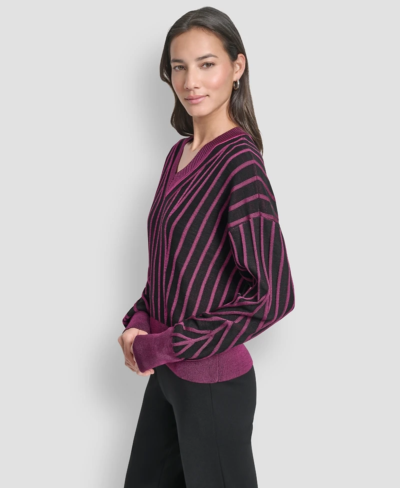 Dkny Women's Long Sleeve V-Neck Sweater