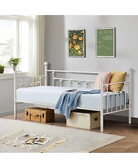 Slickblue Metal Daybed Frame with Farmhouse Design, Ideal for Cozy Living Spaces