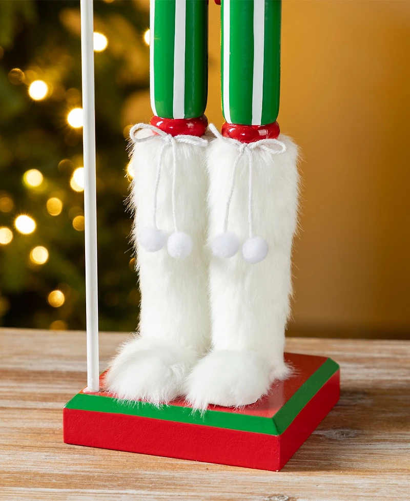 Glitzhome 26" Wooden Christmas Tree Nutcracker