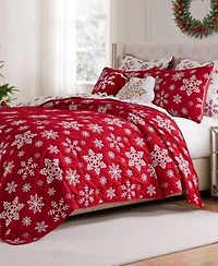 Greenland Home Fashions Snowflakes Holiday Matelasse Coverlet Sets