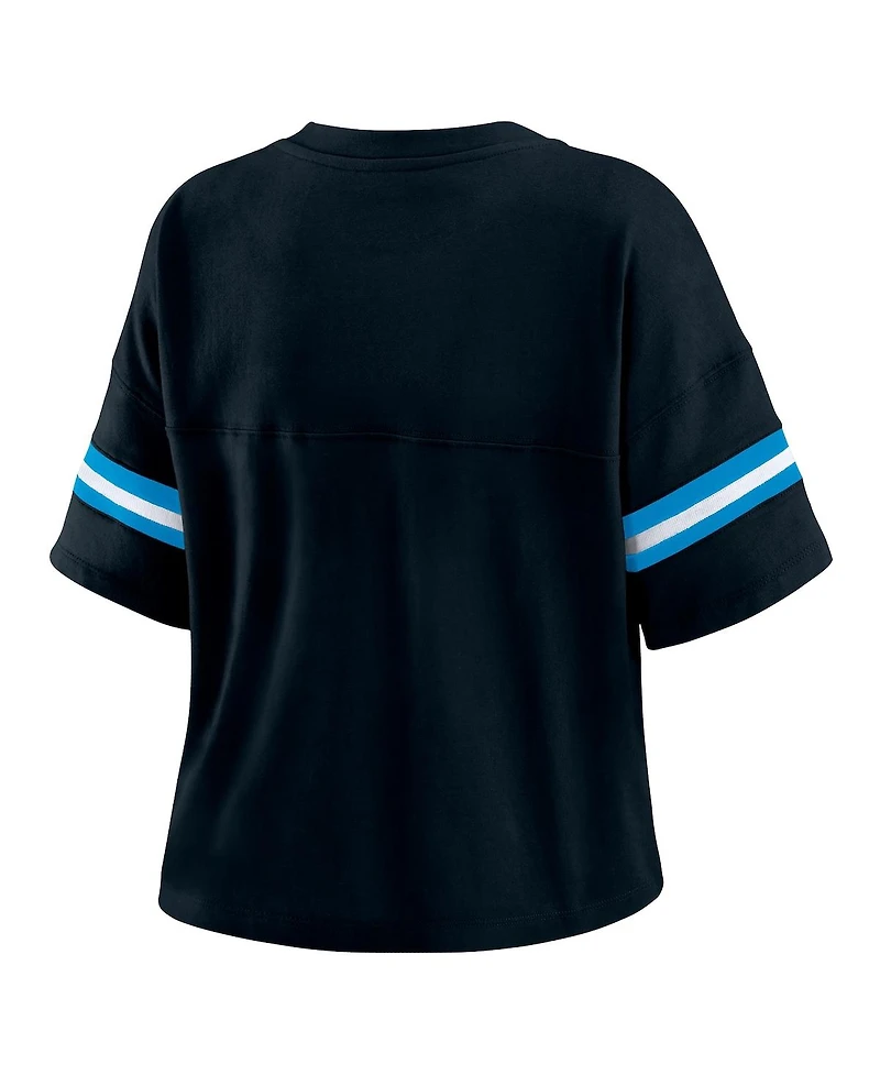 Wear by Erin Andrews Women's Black Carolina Panthers Color Block Boxy Modest Crop V-Neck T-Shirt