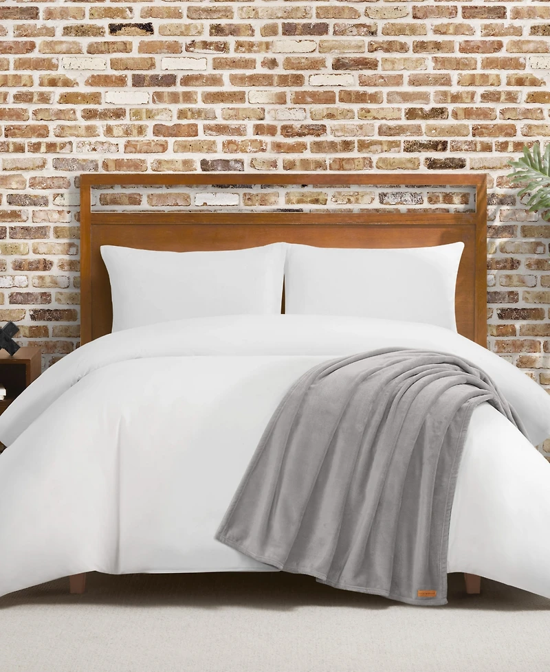 Lucky Brand Solid Plush Throw, 50" x 70"
