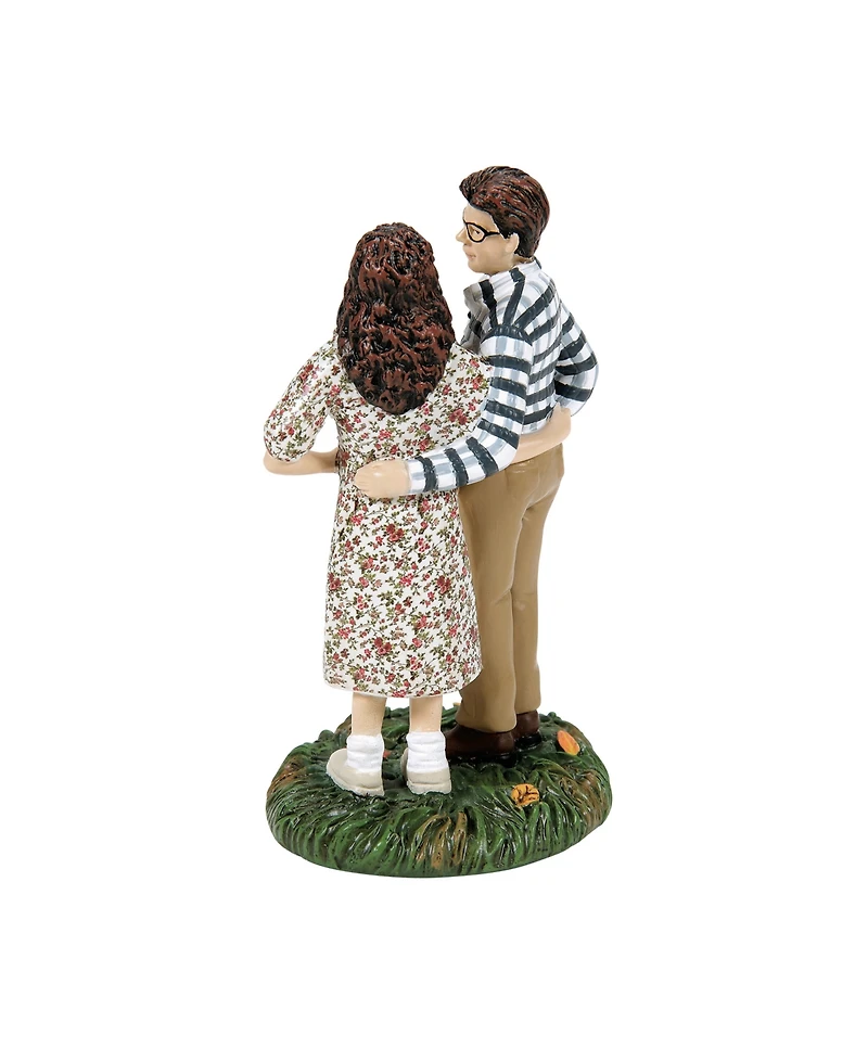 Department 56 Village Mr. & Mrs. Maitland Accessory