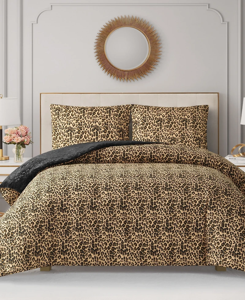Juicy Couture Embossed Leopard Reverse To Royal Leopard 3-Pc. Comforter Set