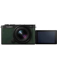 Panasonic Panasonic Lumix S9 Full Frame Mirrorless Camera Lens Kit with S-R1840, Green