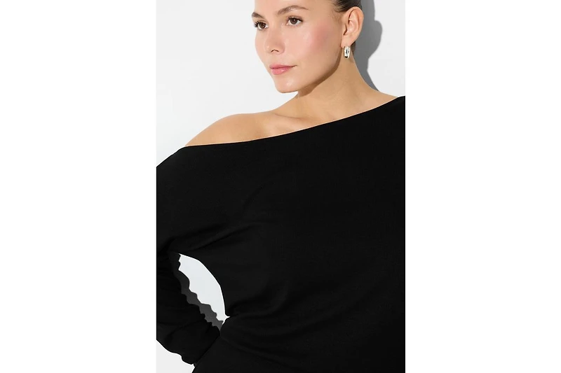 Marcella Women's Amia Gown