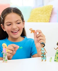 Disney Princess and Friends with Small Dolls Set