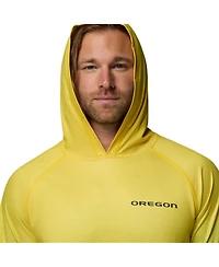 Columbia Men's Yellow Oregon Ducks Pfg Gradient Water Super Terminal Tackle Hoodie T-Shirt