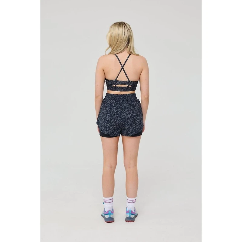 Oosc Women's Solid Medium Support Infinite Sports Bra