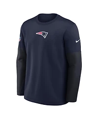 Nike Men's Navy New England Patriots Sideline Scripted to Win Performance Long Sleeve T-Shirt