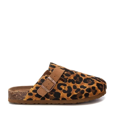 Women's Suede Casual Clogs By Xti