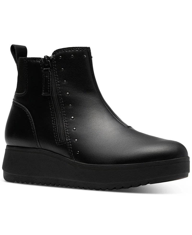 Clarks Collection Women's Zylah Willow Wedge Booties
