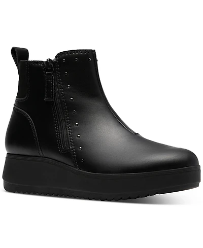 Clarks Collection Women's Zylah Willow Wedge Booties