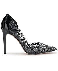 Jessica Simpson Women's Palvin Vinyl Heart Pumps