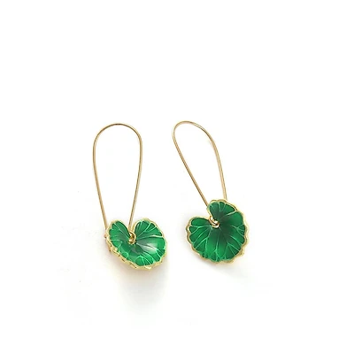 Sohi Women's Green Lotus Leaf Drop Earrings
