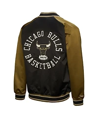 Mitchell & Ness Men's Olive/Black Chicago Bulls Clutch Satin Raglan Full-Snap Jacket
