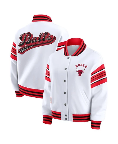Wear by Erin Andrews Women's White Chicago Bulls Snap Front Fleece Sweatshirt