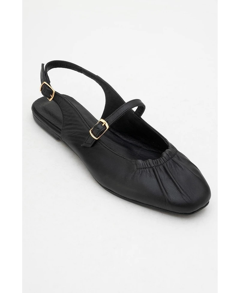 Forever & Always Shoes Britney Leather Closed-Toe Sandal (Women)