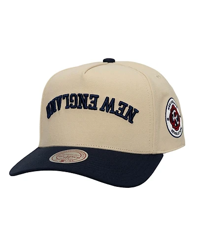 Mitchell & Ness Men's Cream/Navy New England Revolution Upside Down Pro Pinch Snapback Hat