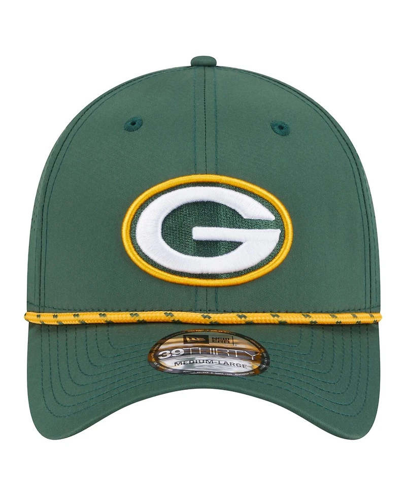 New Era Men's Green Bay Packers Perforated 39THIRTY Flex Hat