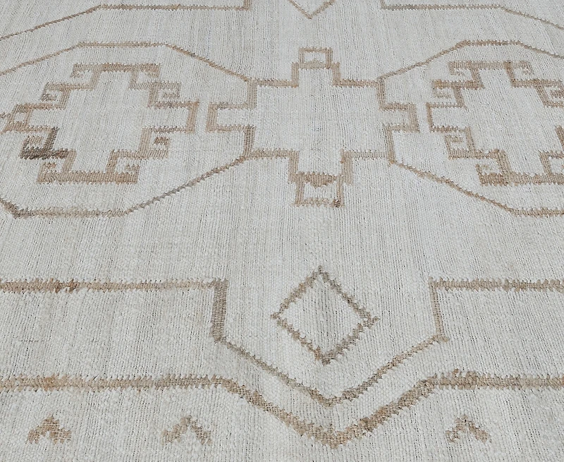 Obeetee Sona Amell 7'9"x9'9" Area Rug