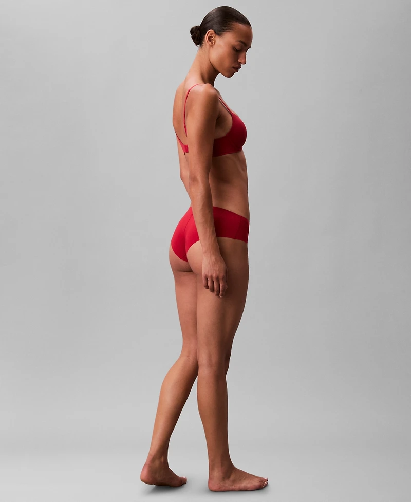 Calvin Klein Women's Invisibles Microfiber Stretch Hipster Underwear D3429