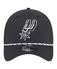 New Era Men's Black San Antonio Spurs Featherweight Poly Rope Flex 39Thirty Hat