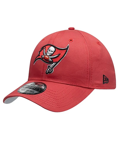 New Era Men's Red Tampa Bay Buccaneers Tonal Camo 39THIRTY Stretch Fit Hat
