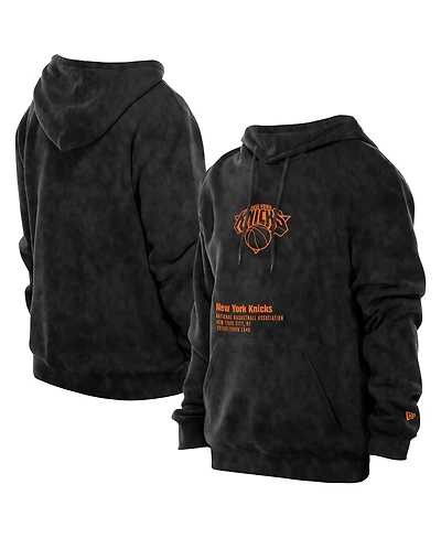 New Era Men's Black New York Knicks Sport Night Mineral Wash Pullover Hoodie