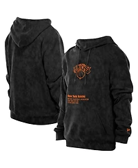 New Era Men's Black New York Knicks Sport Night Mineral Wash Pullover Hoodie