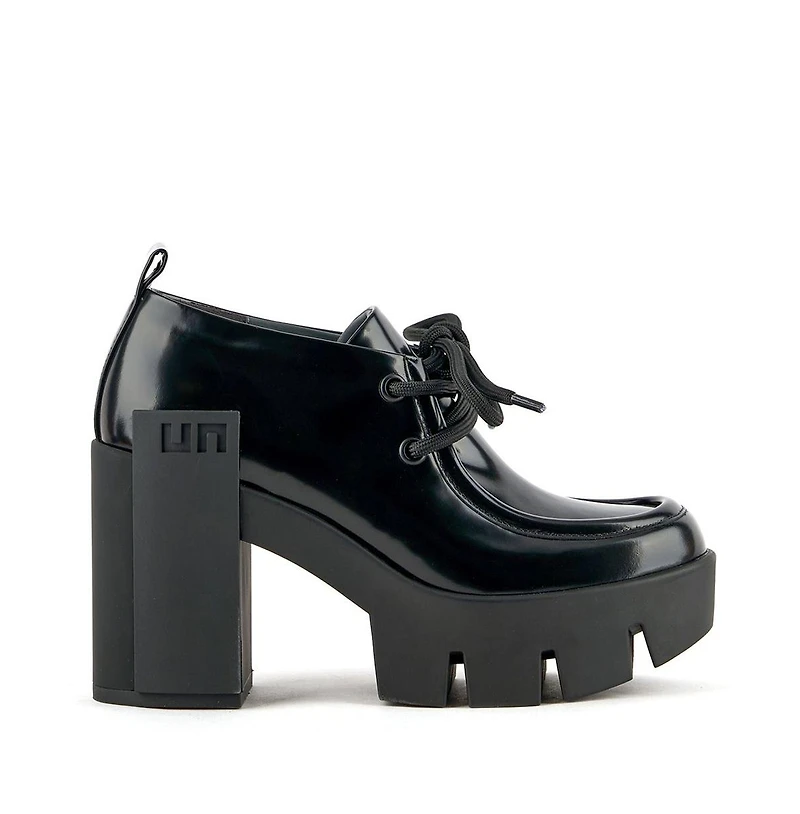 United Nude Womens Grip Moc Mid