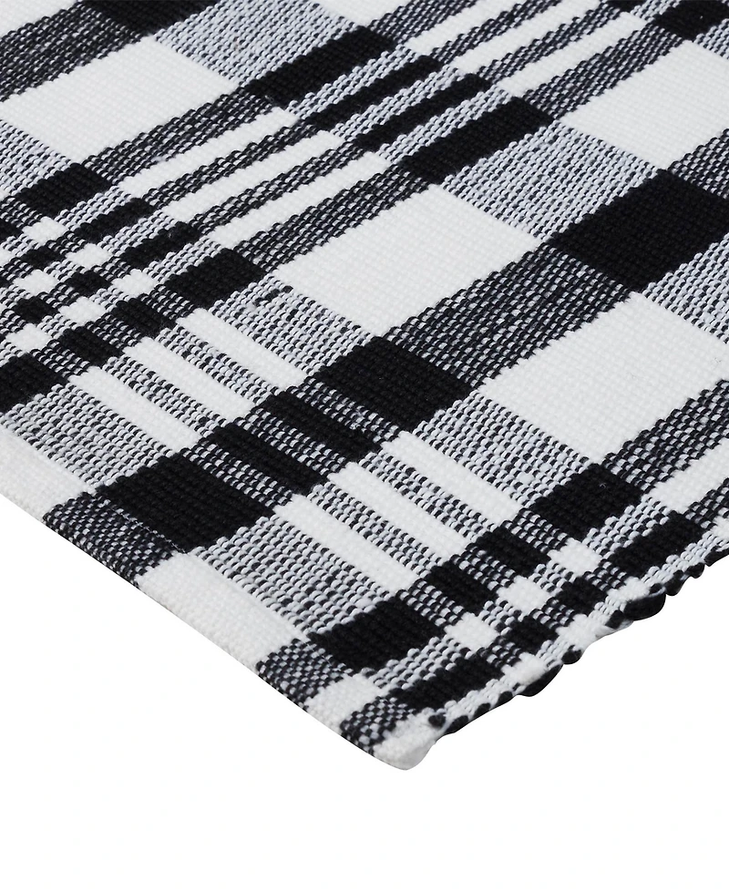 Vcny Home Plaid Indoor and Outdoor Layering Rug, 24" x 36"