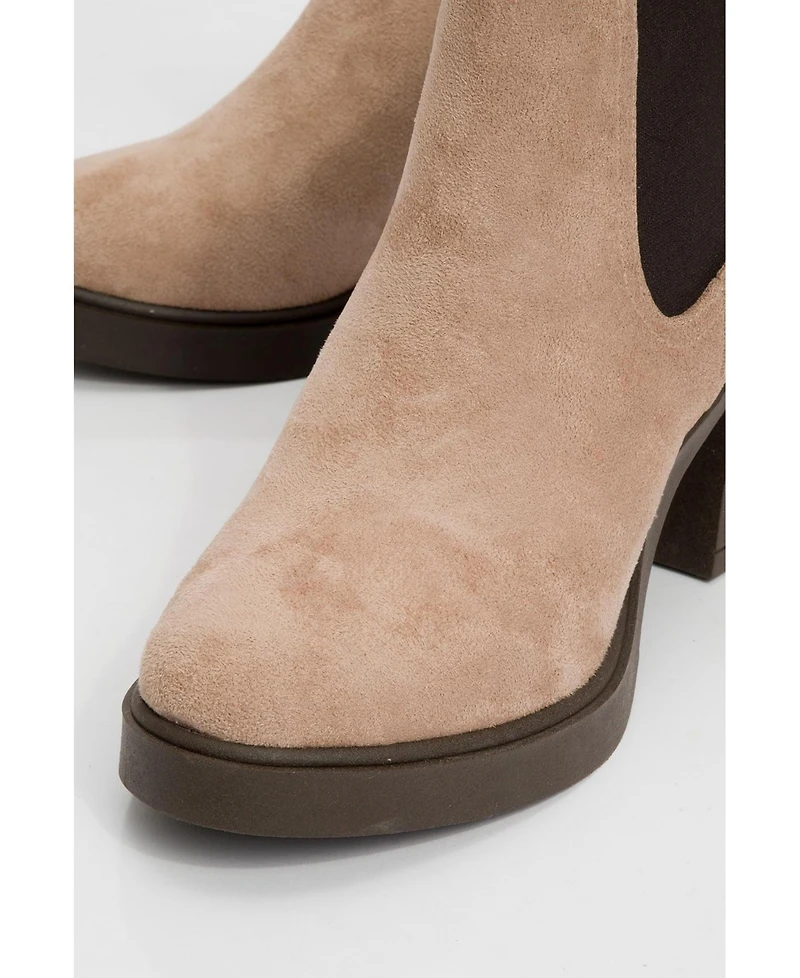 Prologue Shoes Loves Platform Chelsea Boot (Women)