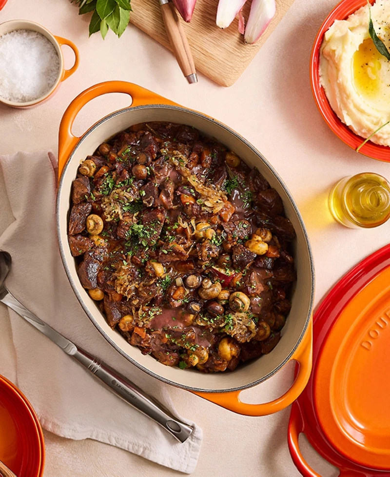 Le Creuset Enameled Cast Iron 7.25-Qt Traditional Oval Doufeu Dutch Oven