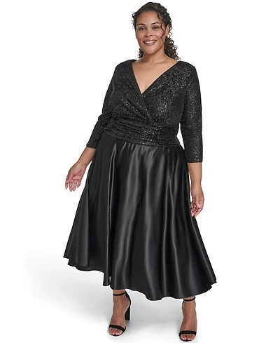 Jessica Howard Plus 3/4-Sleeve V-Neck Dress