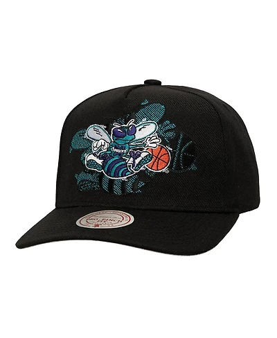 Mitchell & Ness Men's Black Charlotte Hornets Tilted Pro Pinch Adjustable Hat