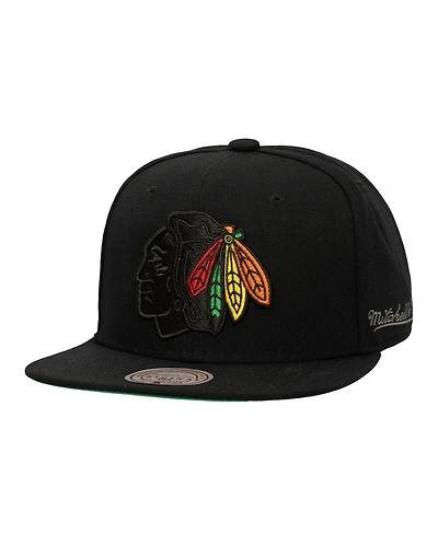 Mitchell & Ness Men's Black Chicago Blackhawks Core Team Special Snapback Hat
