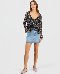 Self Esteem Juniors' Long-Sleeve Hanky-Hem Woven Top