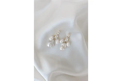 Astoria Freshwater Pearl Drop Earrings
