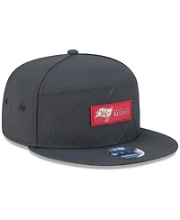 New Era Men's Charcoal Tampa Bay Buccaneers 2025 Sideline Cold Weather Split Panel 9FIFTY Snapback Hat
