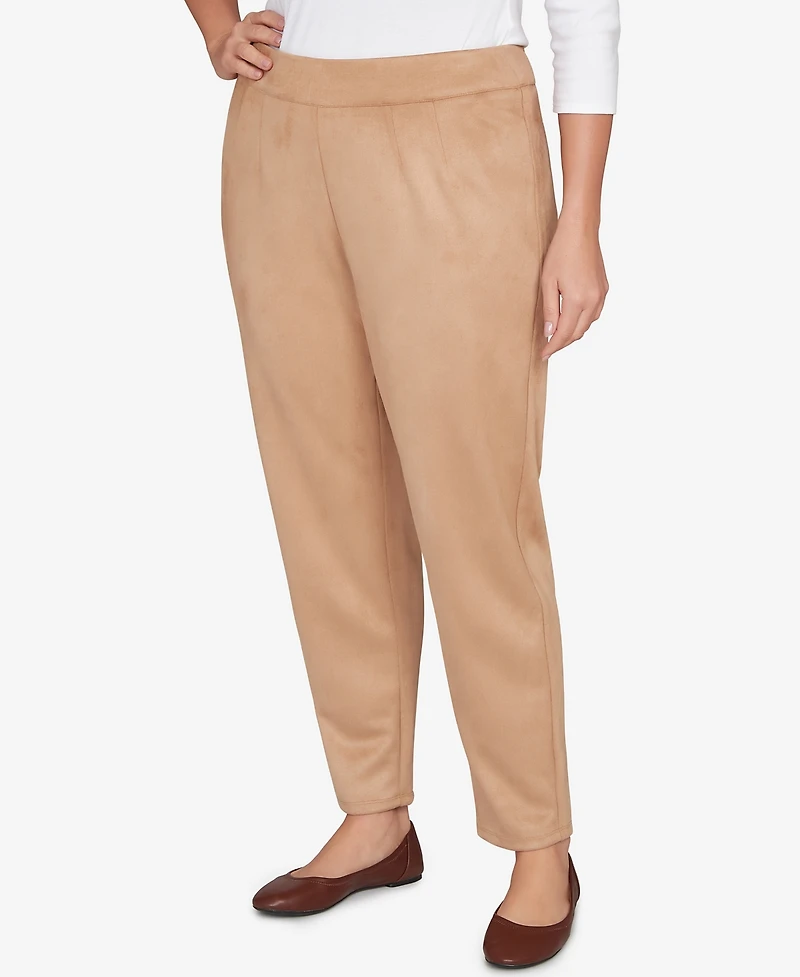 Hearts Of Palm Plus Solid Casual Pants