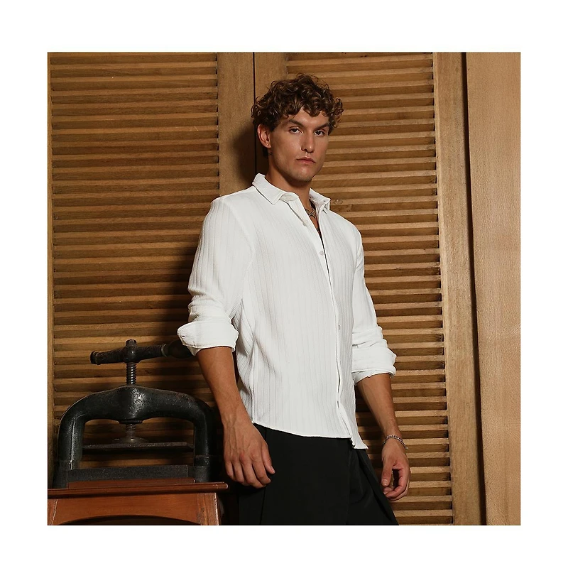 Campus Sutra Men's Chalk White Chevron-Panel Tactile Shirt