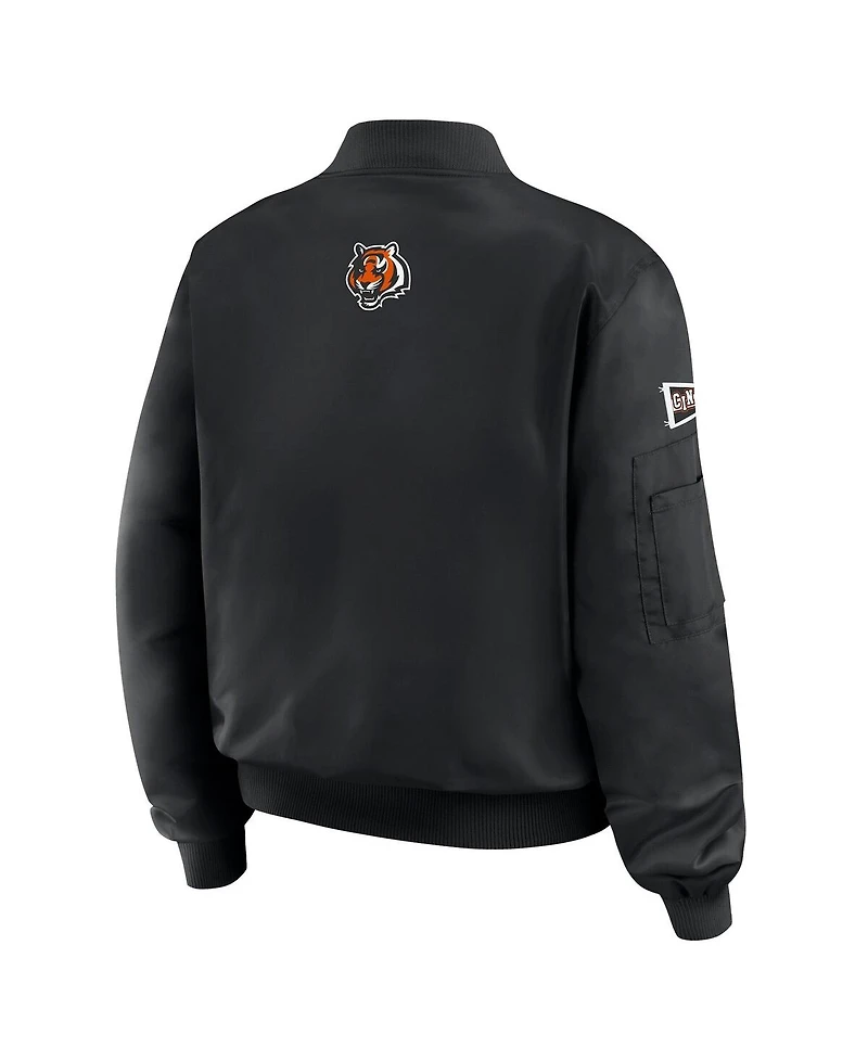 Wear by Erin Andrews Women's Black Cincinnati Bengals Patch Full-Zip Bomber Jacket