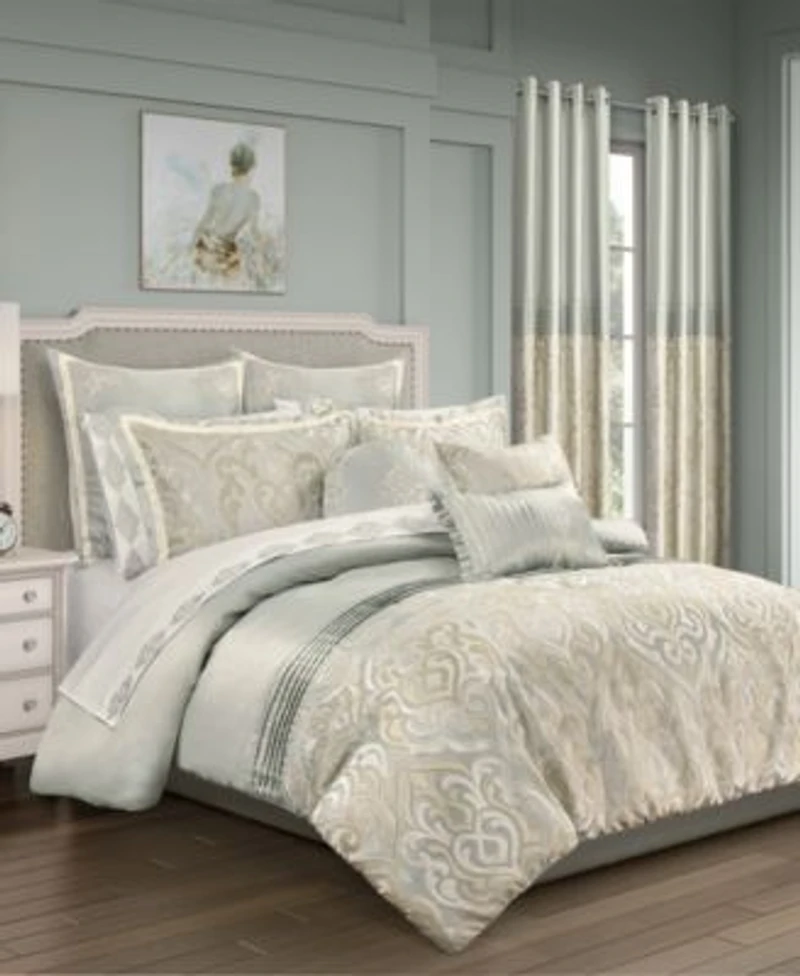 Royal Court Calmfield Damask Comforter Sets