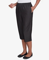 Alfred Dunner Petite Pull-On Capri Jeans