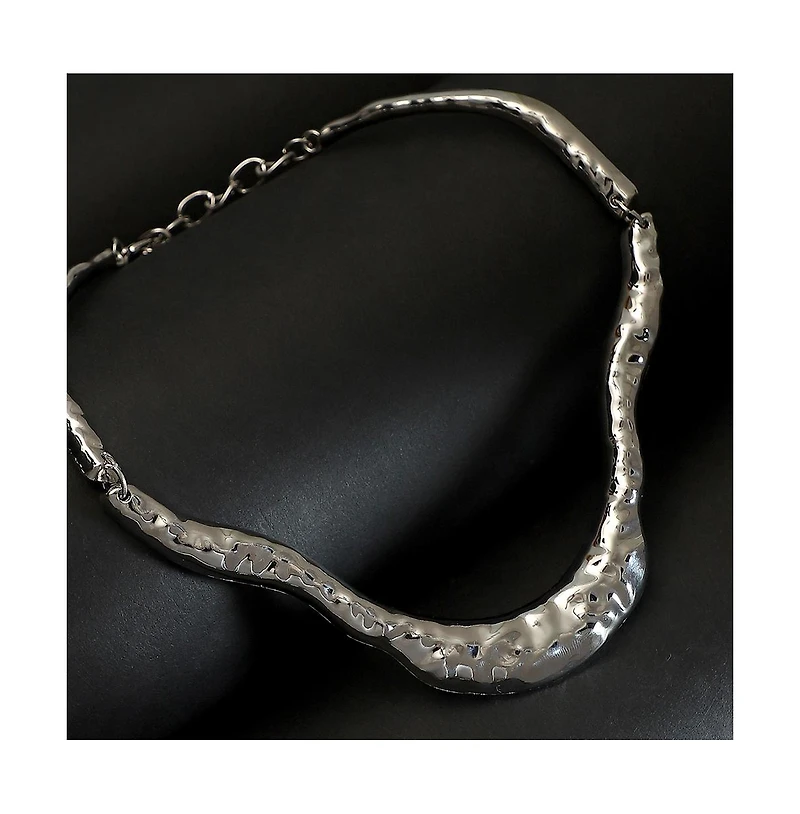 Women's The Hammered-Horn Collar Necklace - Chrome Silver
